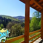Hébergement de vacances Rodzinne Pod Jaworem - Z Placem Zabaw, Ogniskiem