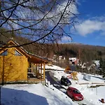 Hébergement de vacances Rodzinne Pod Jaworem - Z Placem Zabaw, Ogniskiem *