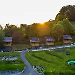 Rodzinne Pod Jaworem - Z Placem Zabaw, Ogniskiem Hébergement de vacances Brenna