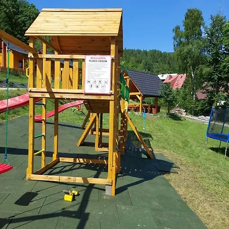 Domki Pod Jaworem * Brenna