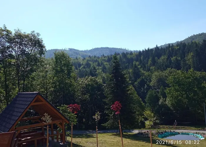 Pod Jaworem ברנה