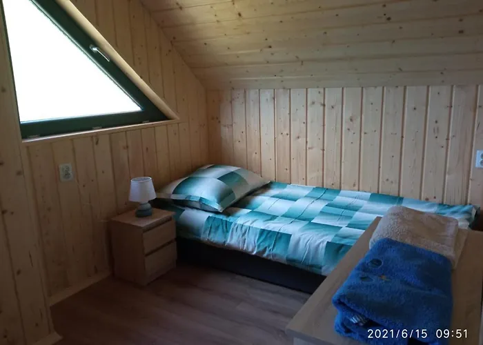 Pod Jaworem ברנה