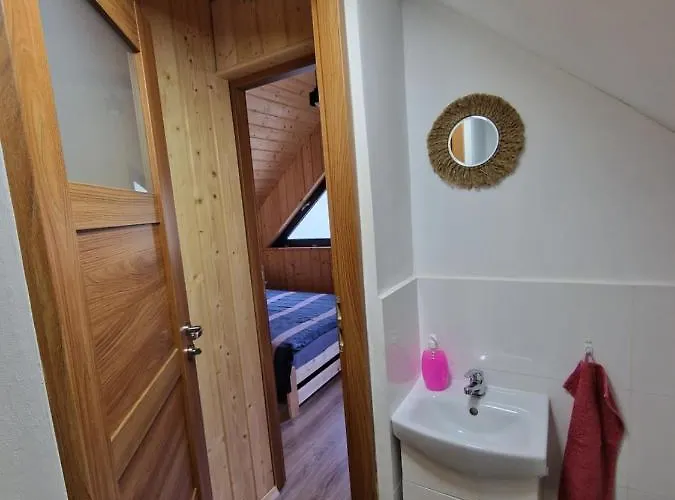 Pod Jaworem * ברנה