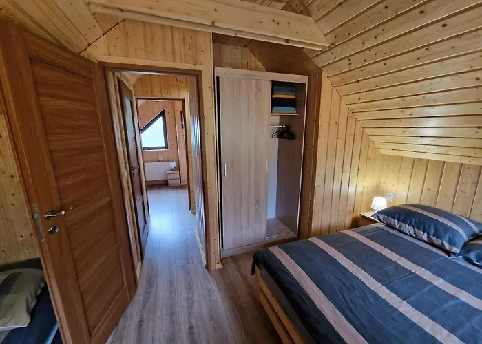 Pod Jaworem * ברנה